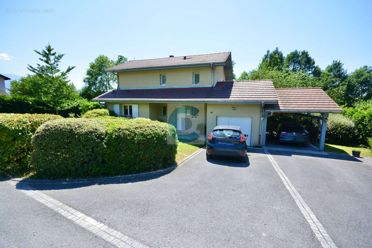 Maison à CONTAMINE-SUR-ARVE
