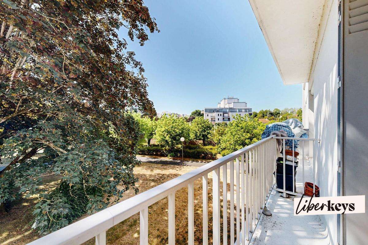 Appartement à SAINT-SEBASTIEN-SUR-LOIRE