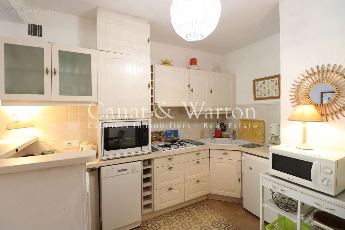 Appartement à LA CROIX-VALMER