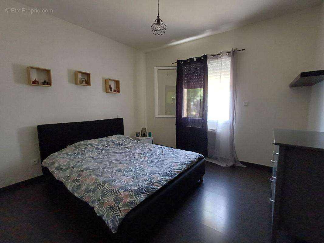 Sansais - Plain-pied 134 m2 et son jardin - photo 6