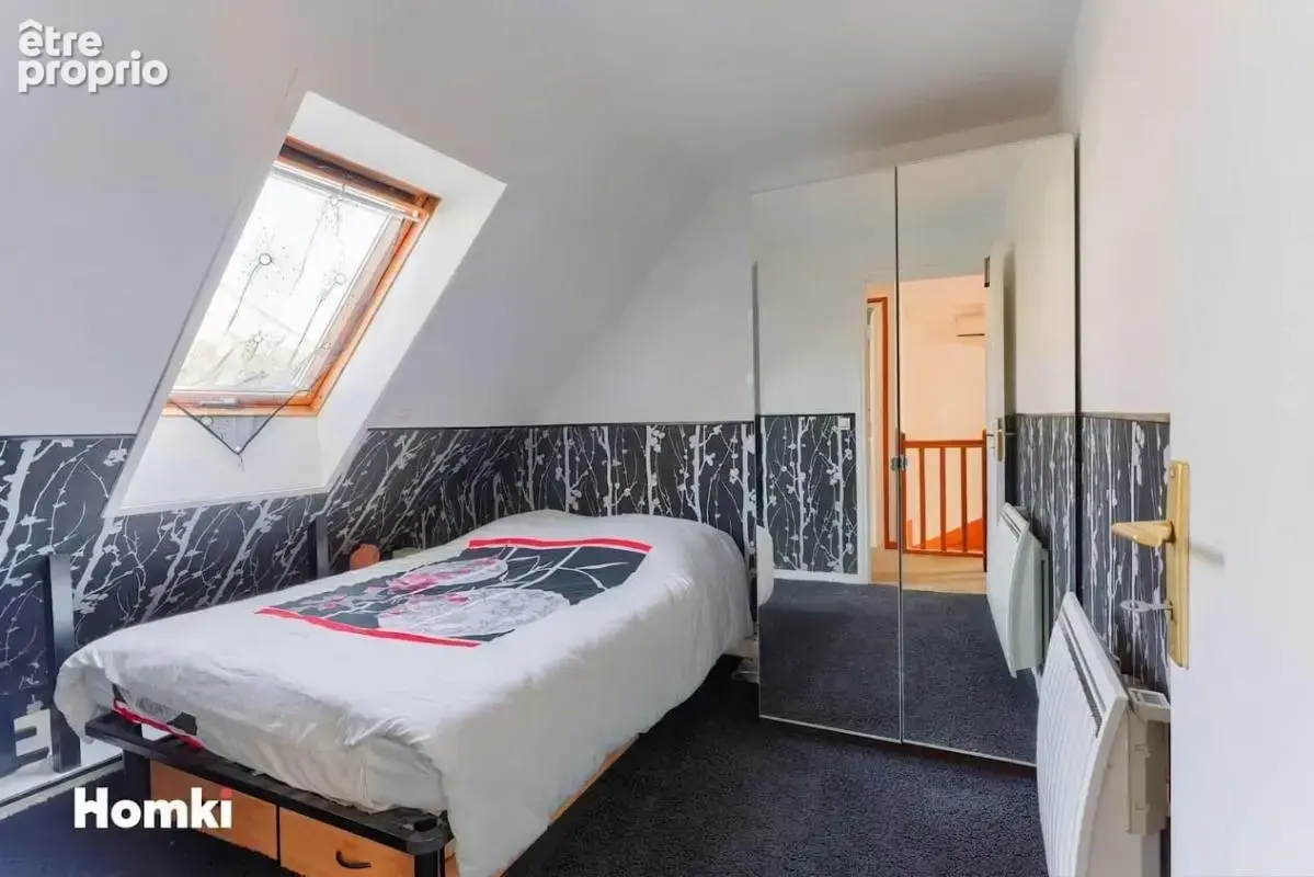 Maison T7 de 135 m² à Combs-la-Ville 77380 - photo 11