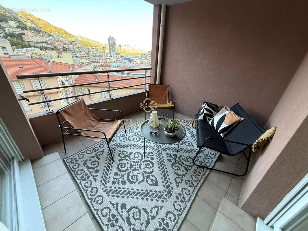 Appartement à BEAUSOLEIL