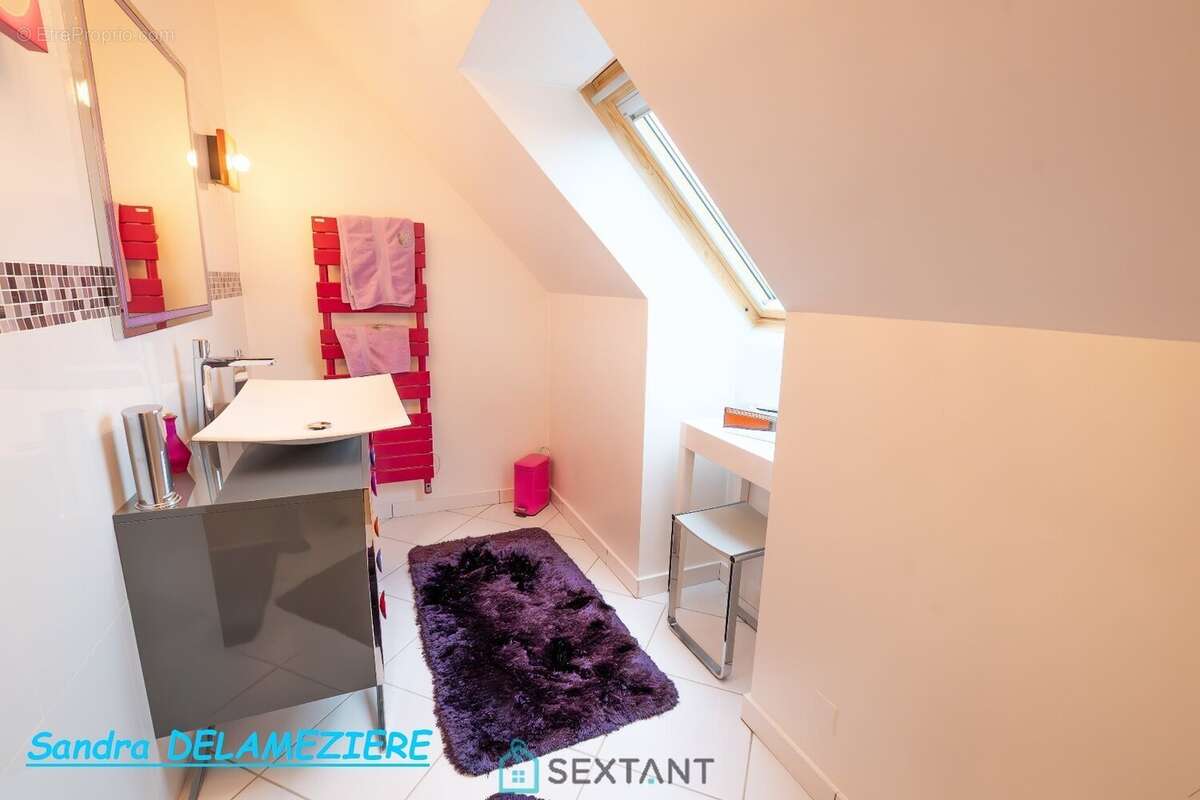 Maison à FLIXECOURT