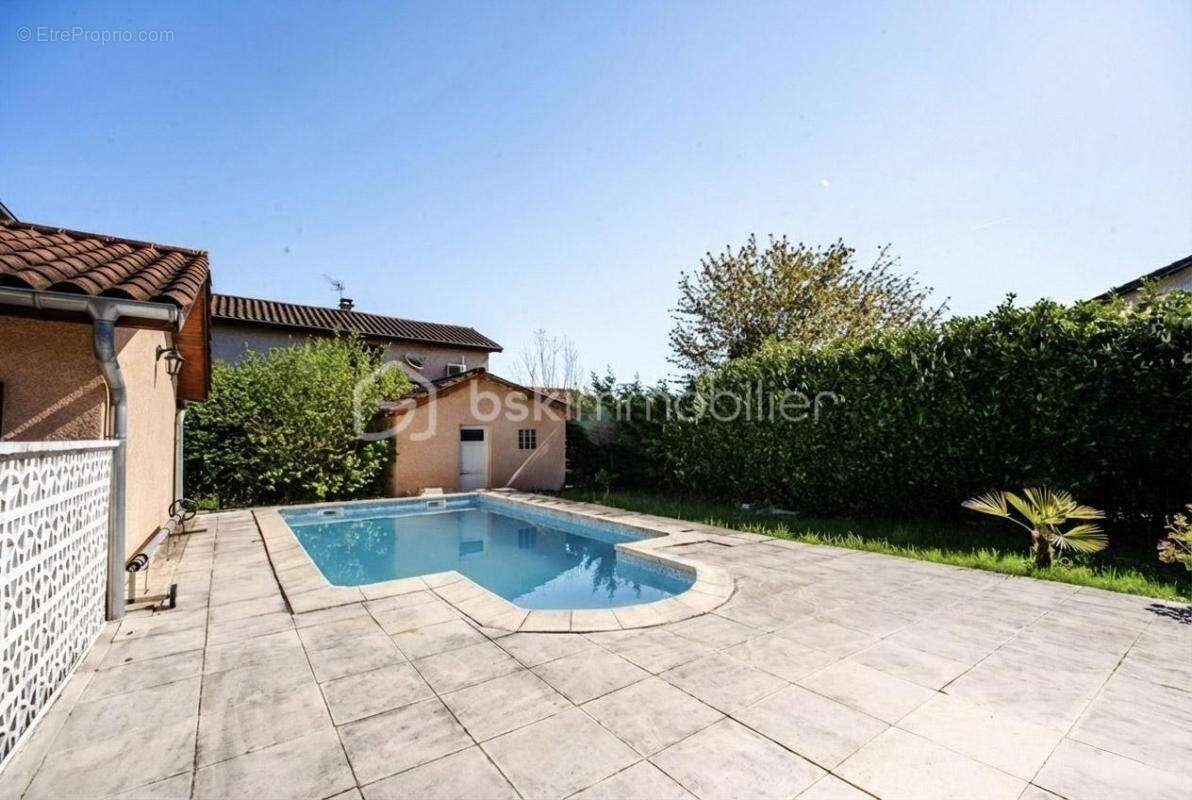 Maison à LA VERPILLIERE