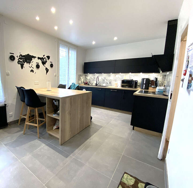 Maison à CEZY