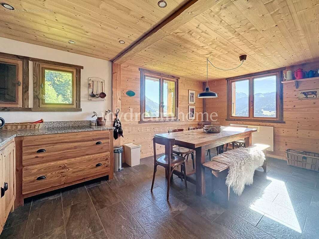 Maison à SAINT-NICOLAS-LA-CHAPELLE