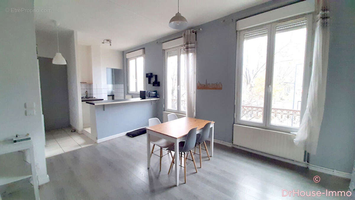 Appartement 72 m² à Saint-Etienne  - photo 15