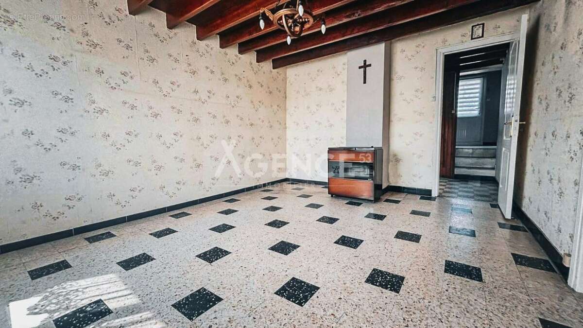 Maison à EPERLECQUES