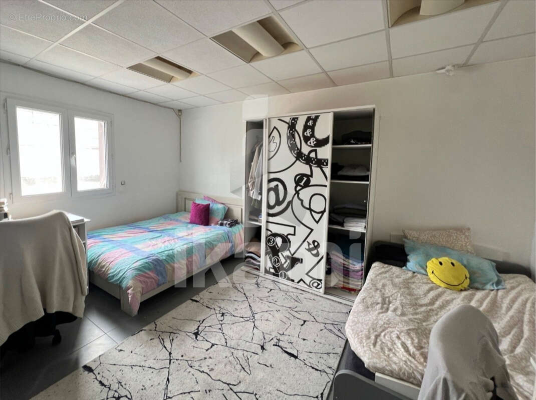 Secteur Romans-sur-Isère   Local d’activités / Entrepôt de 730 m2 - photo 9