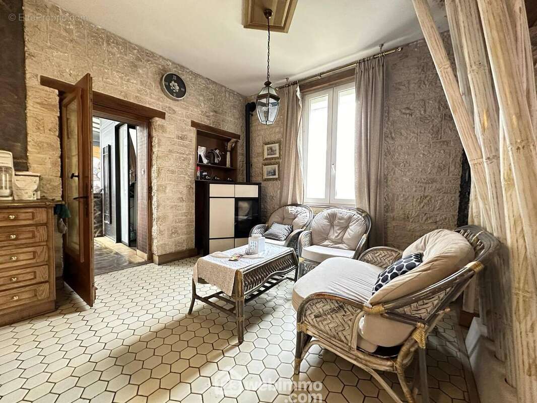 Maison 196 m² à Crecy-Sur-Serre  - photo 35