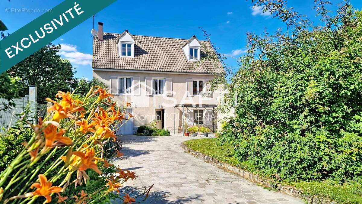 Photo 2 - Maison à LUZARCHES