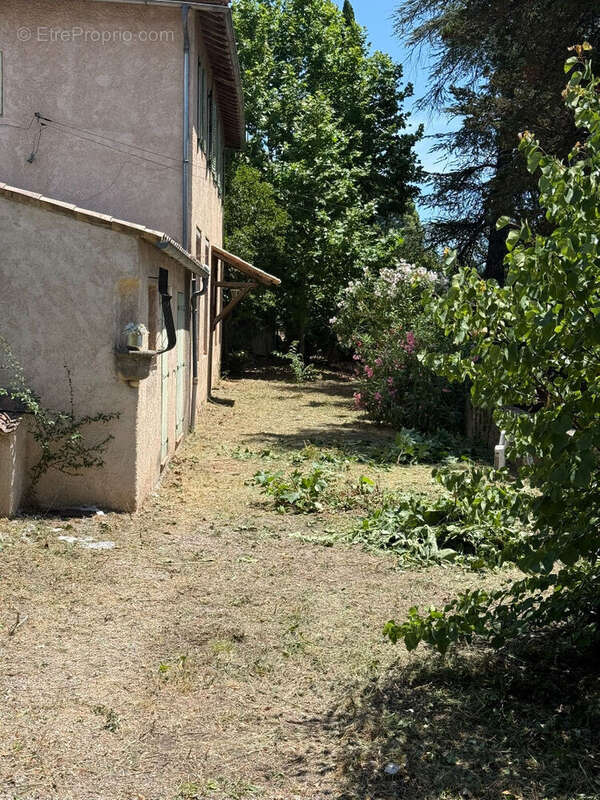Maison à MONTAUROUX