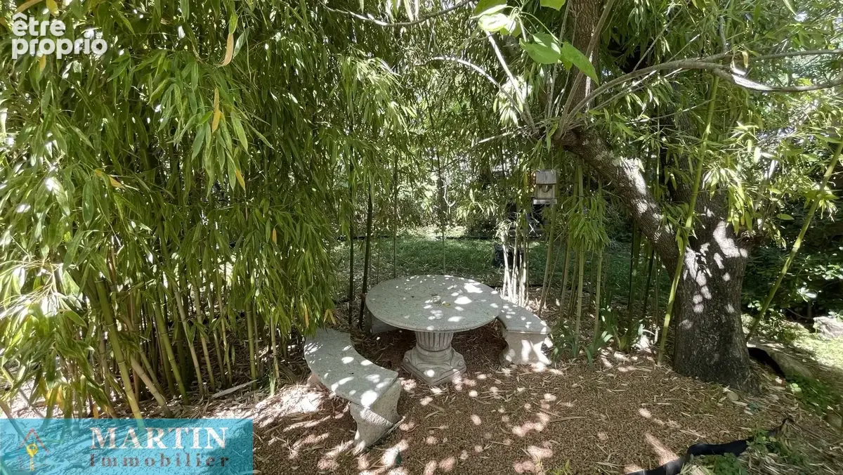 Magnifique villa avec piscine et terrain arbore - photo 28