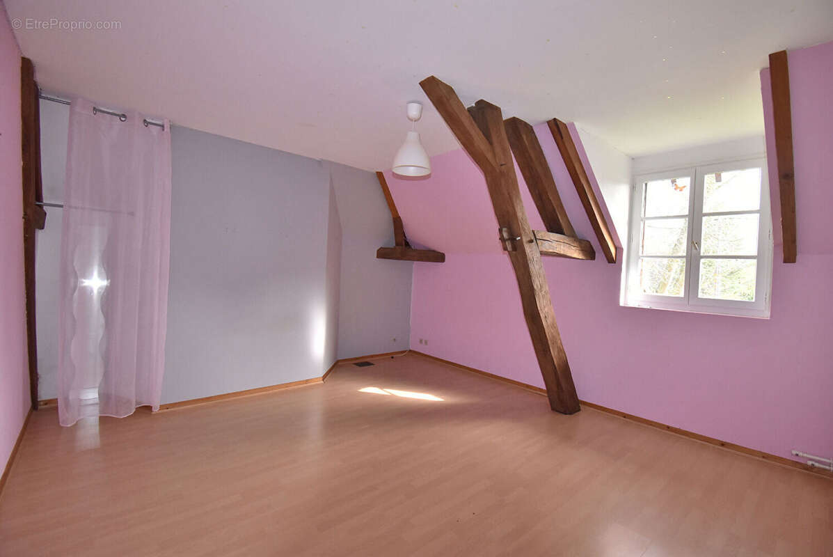 Maison à PRECY-NOTRE-DAME