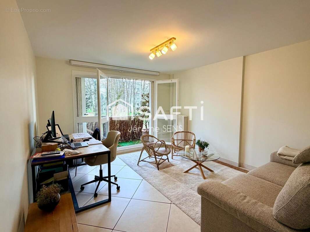 Photo 2 - Appartement à VERNEUIL-SUR-SEINE