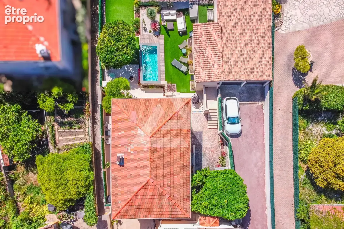 Villa  avec piscine - beausoleil - garage et parking - photo 26