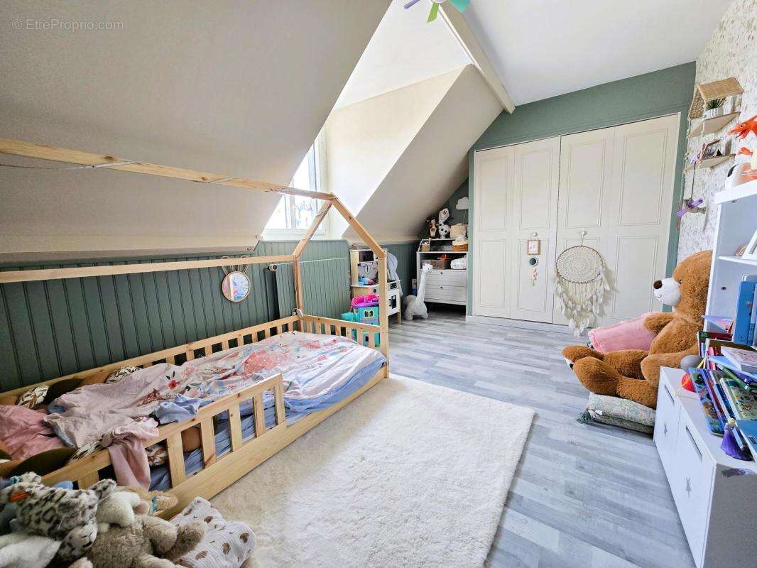 maison de 5 pièces de 124m² - photo 6