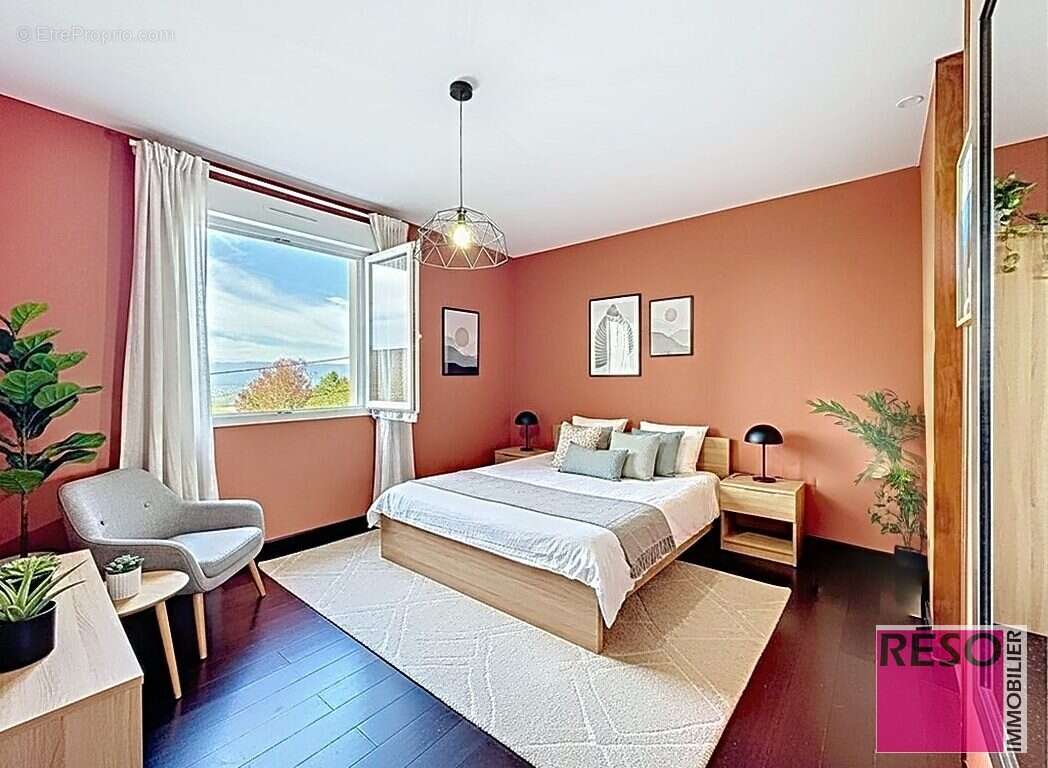 Maison à CRANVES-SALES