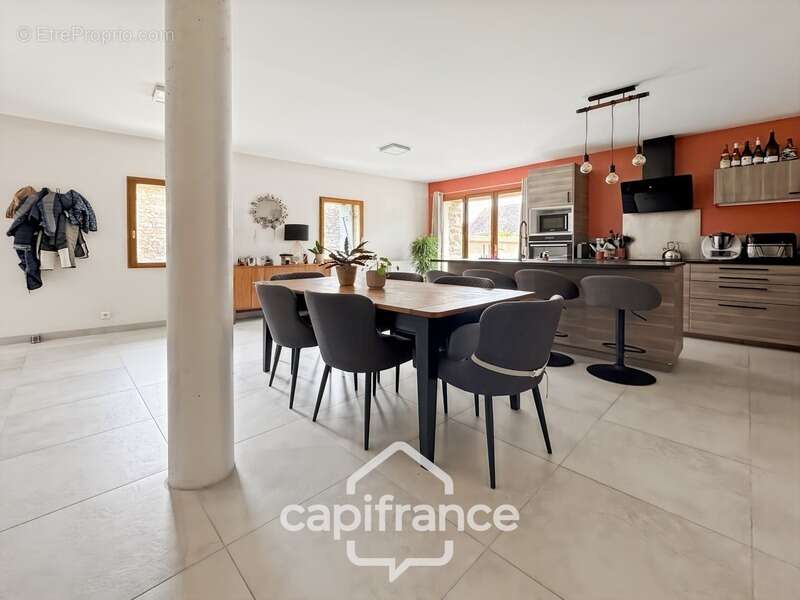 Maison à CHALON-SUR-SAONE