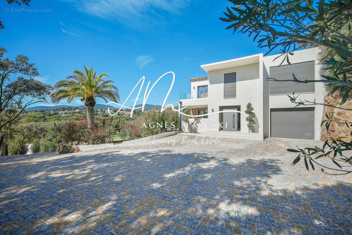 Maison à LA CROIX-VALMER