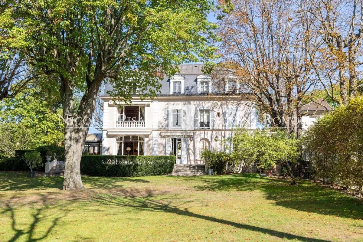 Maison à LE VESINET