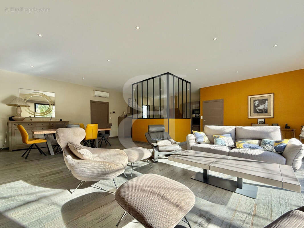 Maison à SAINT-REMY-DE-PROVENCE