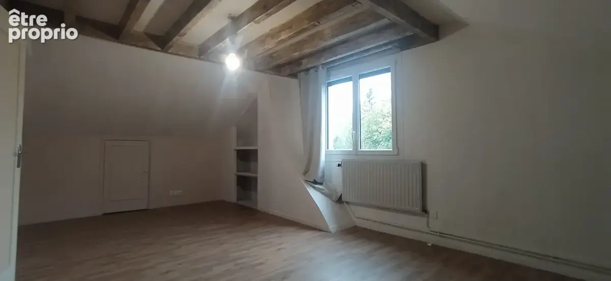 SAINT-FARGEAU - Pavillon sur sous-sol surélevé - 4 pièces - Terrain 1 266 m² - photo 12
