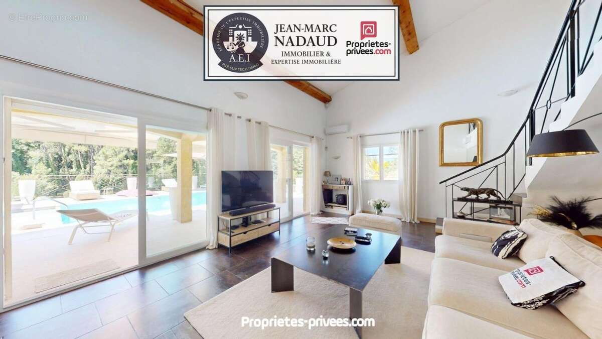 Maison à MONTAUROUX