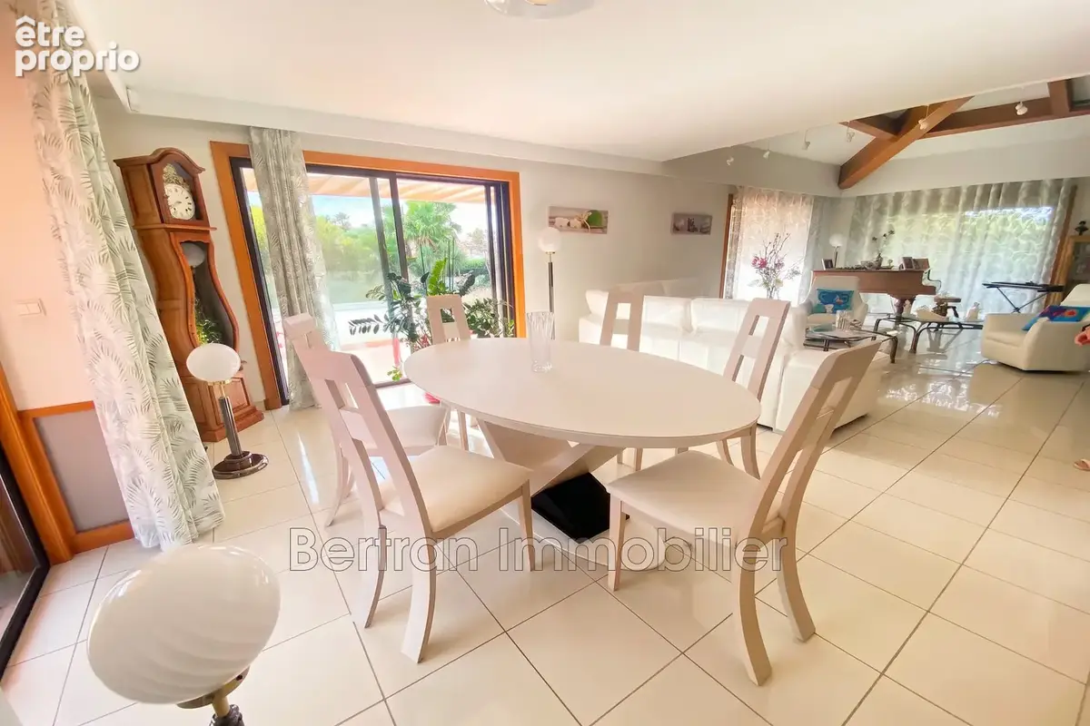 Maison 6 pièces 248 m² à vendre à Rivesaltes (66600) - photo 7