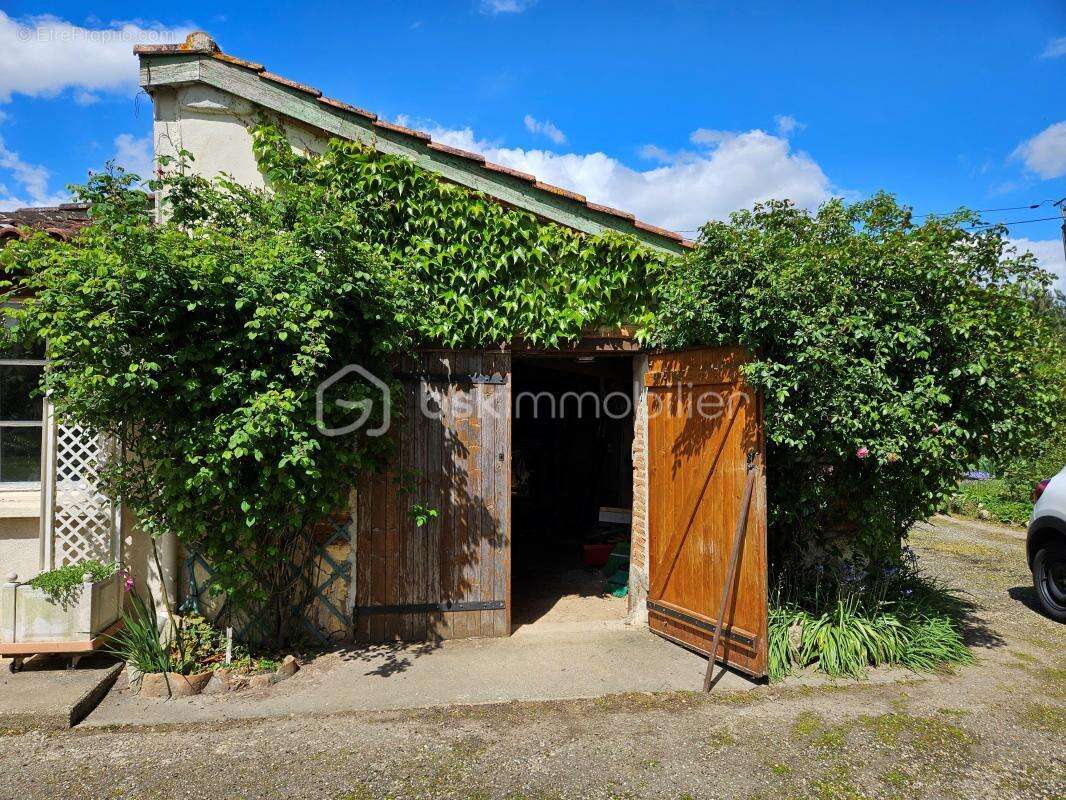 Maison à CAUDECOSTE
