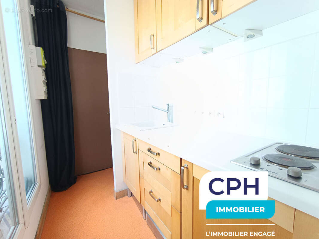 Appartement à PARIS-18E