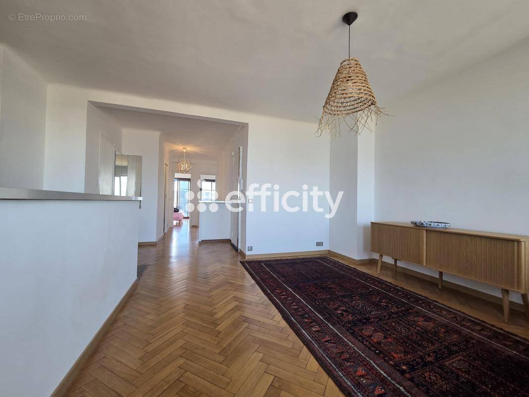 Appartement à MARSEILLE-10E