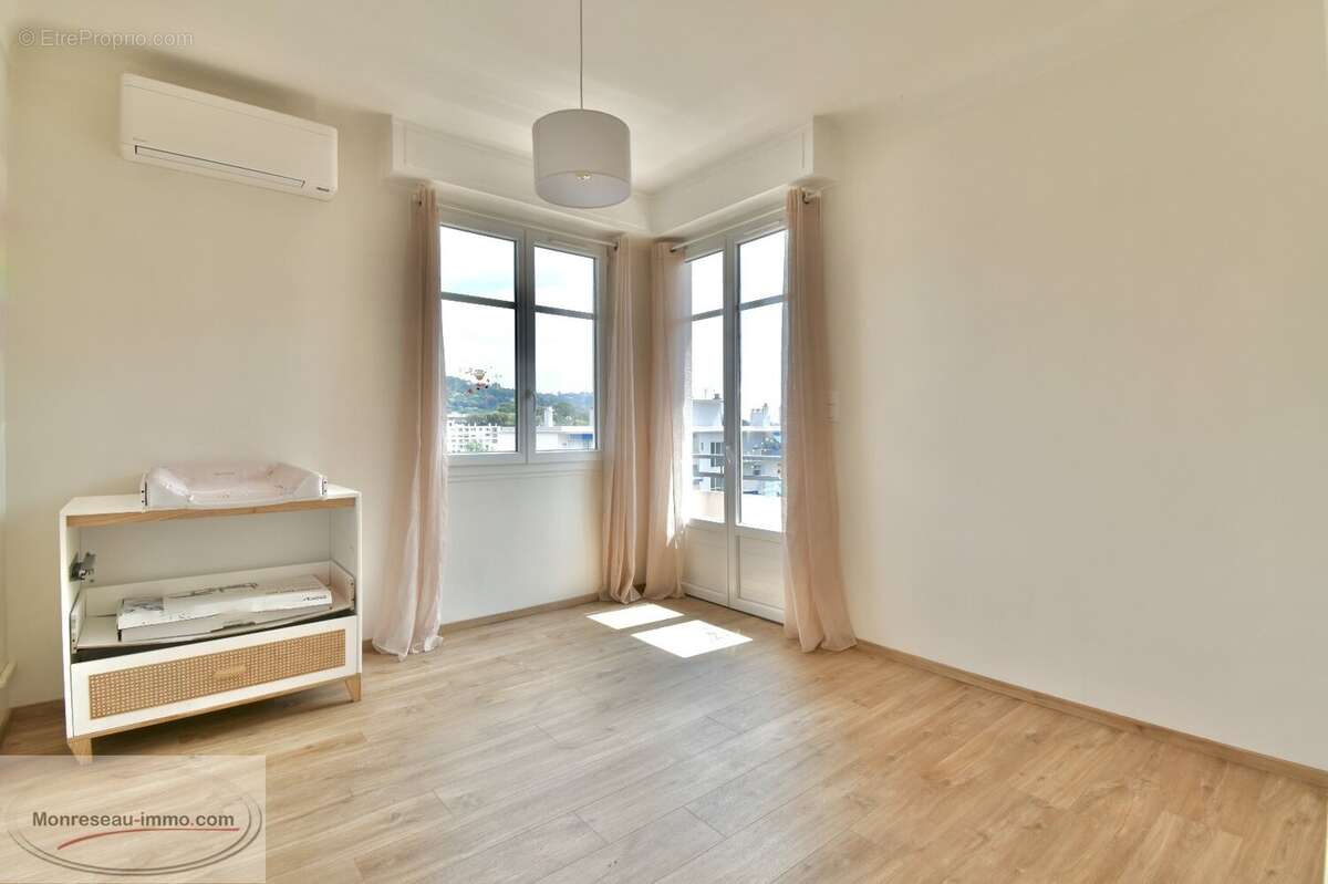 Appartement à LE CANNET