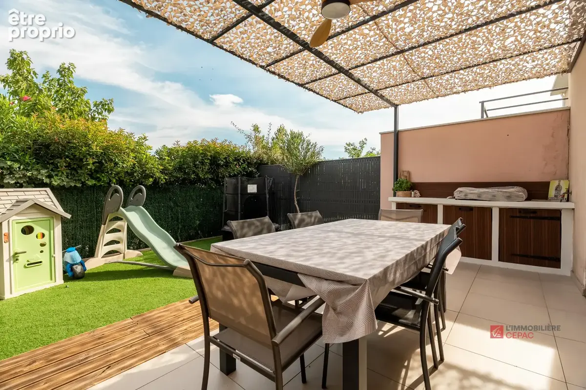 Villa 4 pièces avec jardin   Le Puy-Sainte-Réparade - photo 2