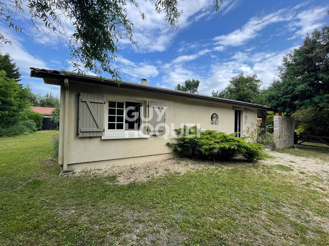 Maison à PARENTIS-EN-BORN