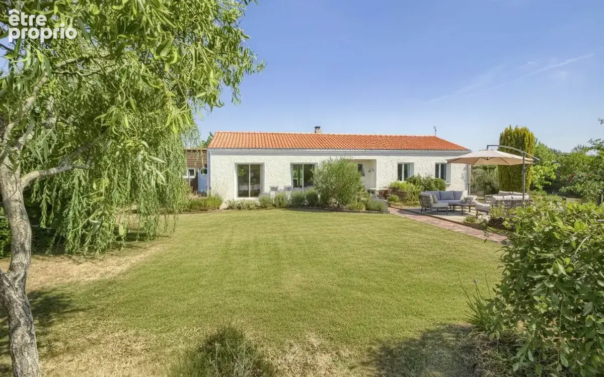 Photo Maison à Vallet au prix de 369 900€