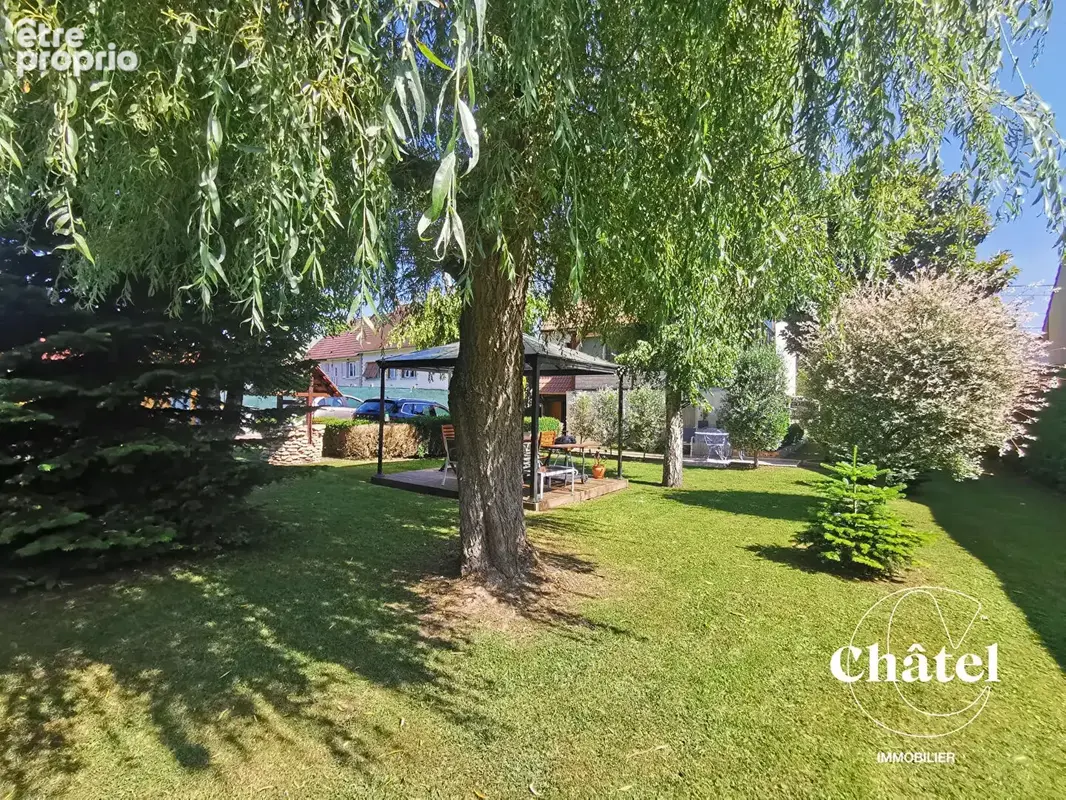 Maison  4 ch , 2 salles d'eau, sous sol aménagé , jardin arboré, véranda, garages - photo 14