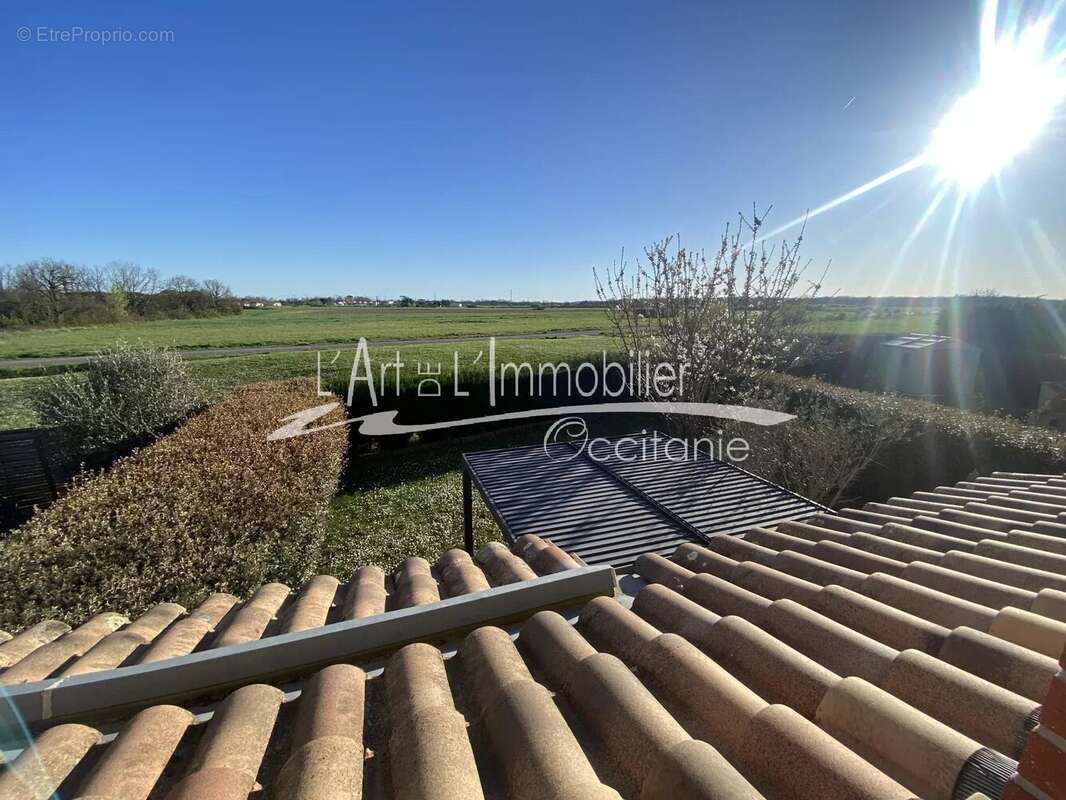 Maison à MONDONVILLE