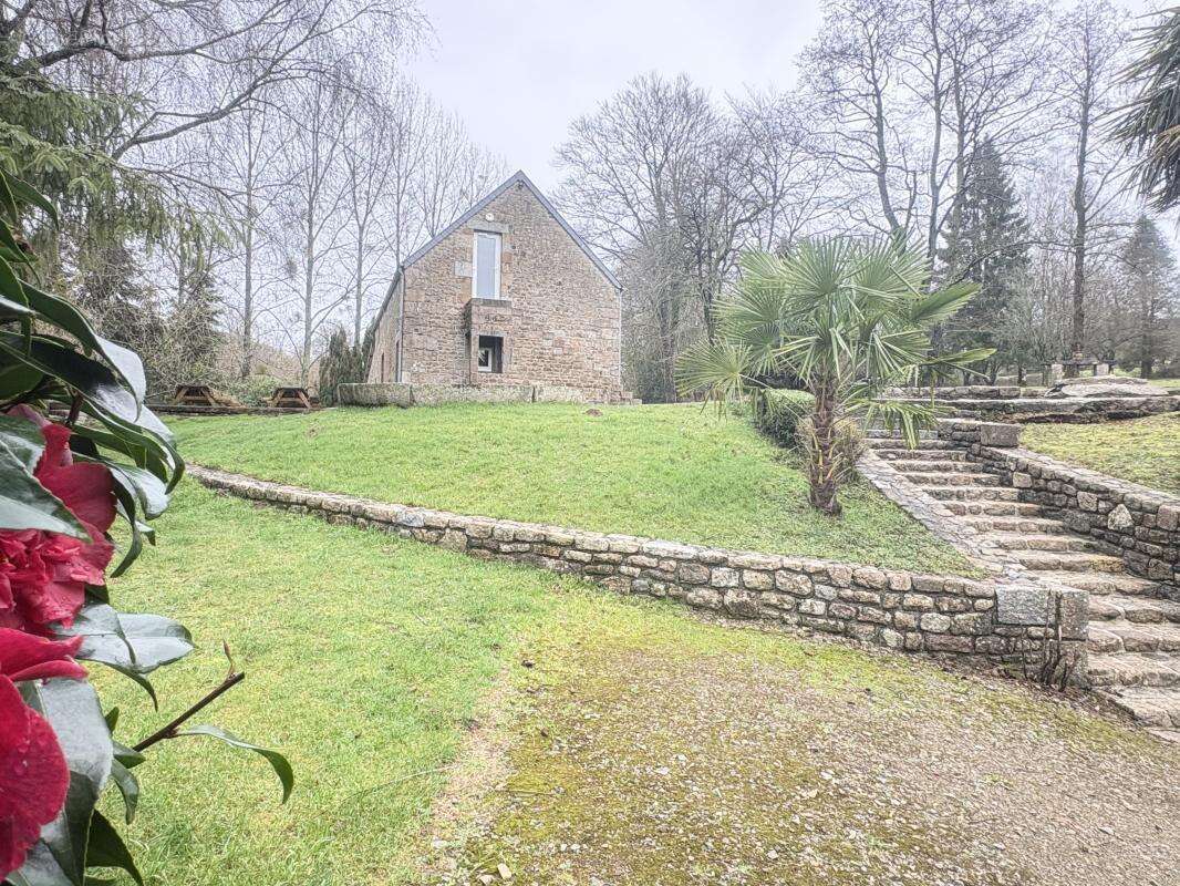 Maison à SAINT-SEVER-CALVADOS