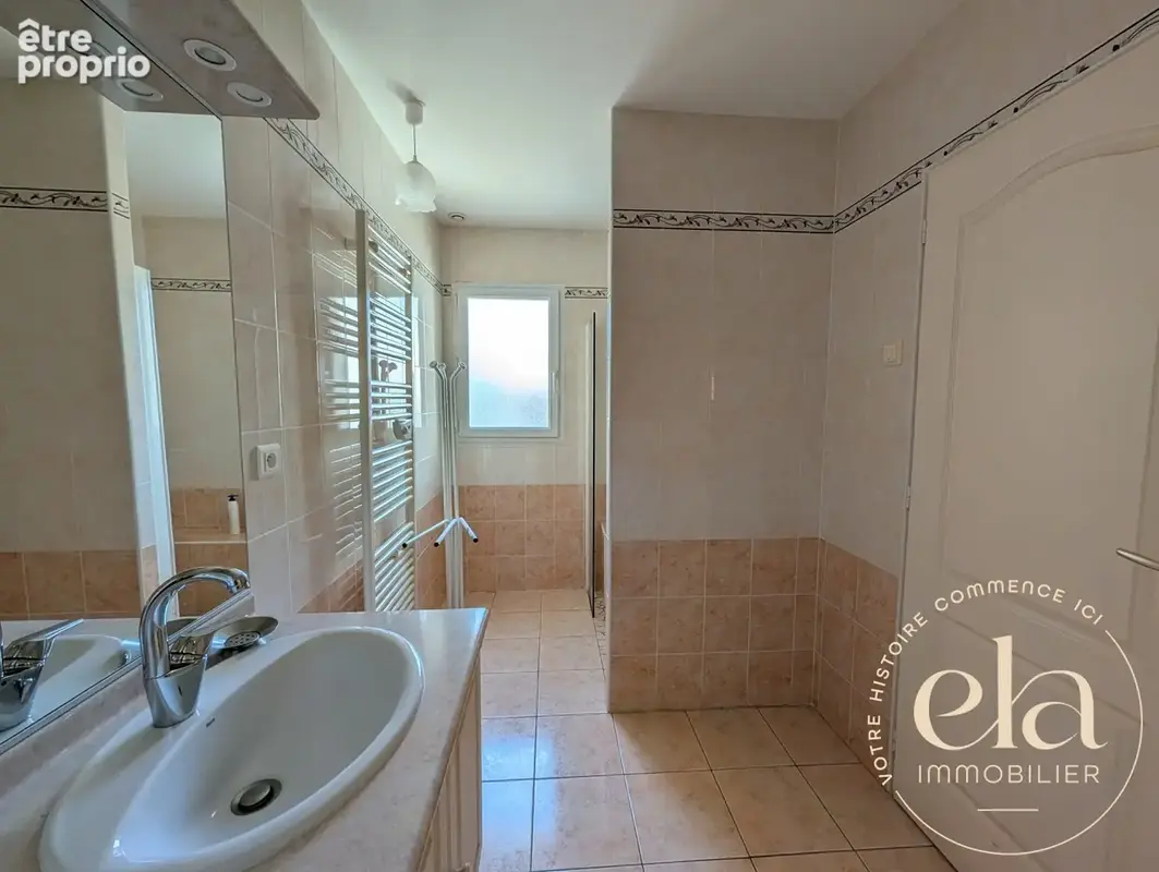 Maison 4 pièces 115 m² à vendre à Chavagnes-Les-Redoux (85390) - photo 8