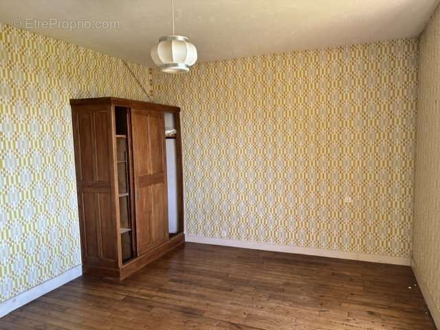 Maison 4 chambres 2sdb's, jardin 852 m2 - photo 2