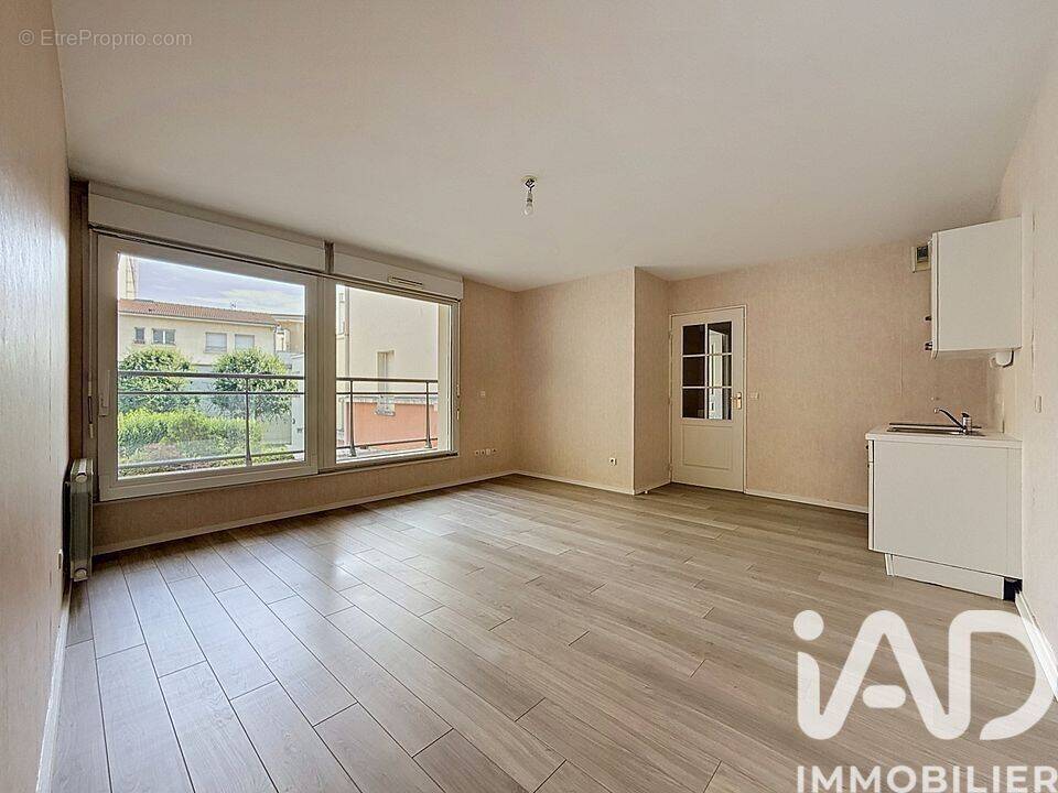 Photo 1 - Appartement à REIMS