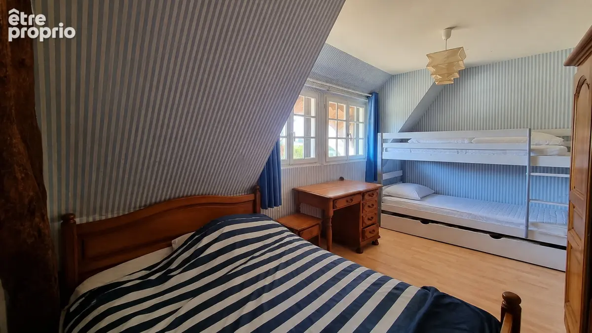 Chaumière à vendre - Valliquerville - 141,25 m² - 4 chambres - Piscine chauffée - Parc arboré - Bâtiment - photo 15