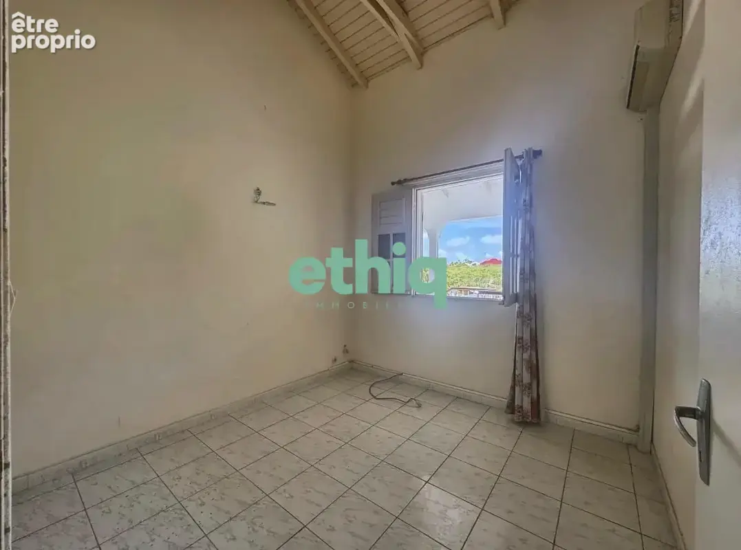 Maison 90 m² à Saint-Francois  - photo 8
