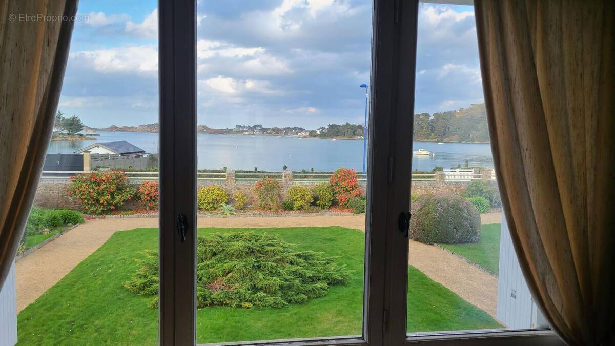 Maison à PLOUGASNOU