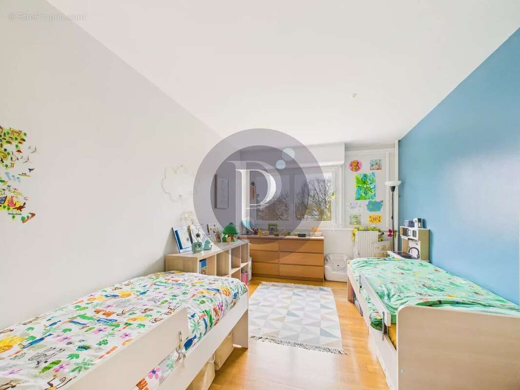 Appartement à LE PLESSIS-ROBINSON