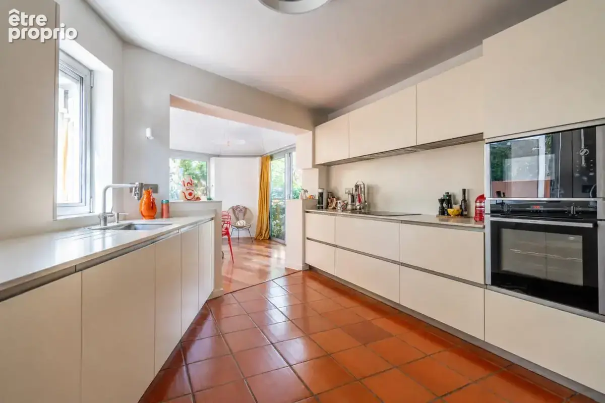 Maison 220 m² à Le Bouscat  - photo 13