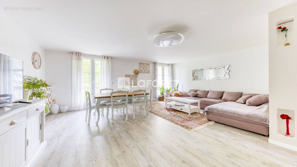 Appartement à ROISSY-EN-BRIE