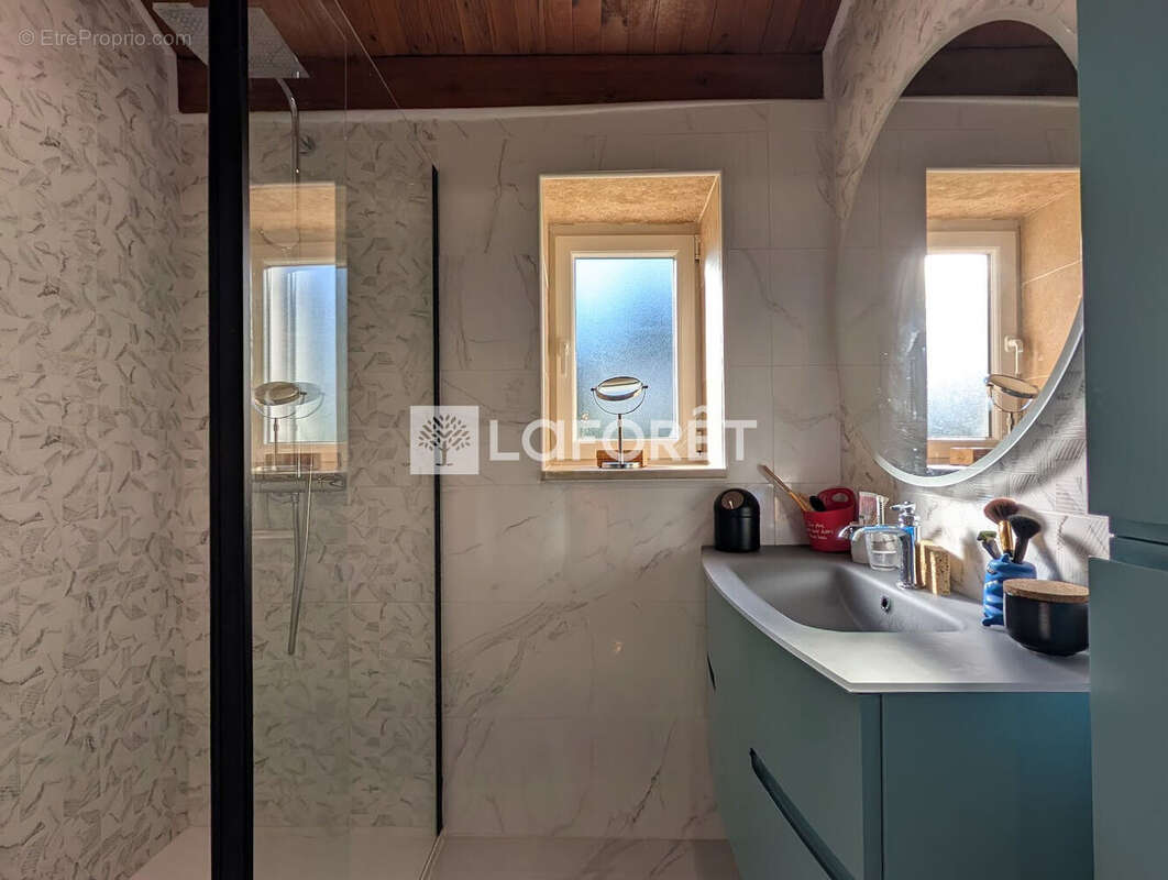 Maison à MONCRABEAU