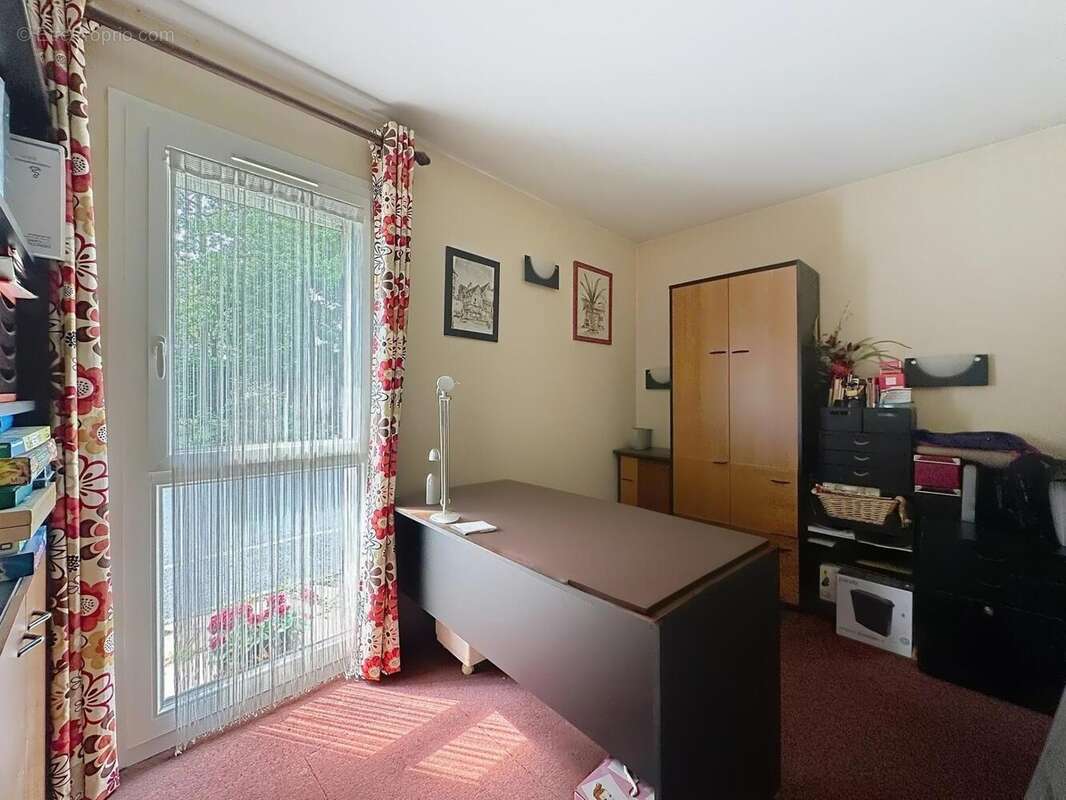 Maison 134 m² à Eragny  - photo 9